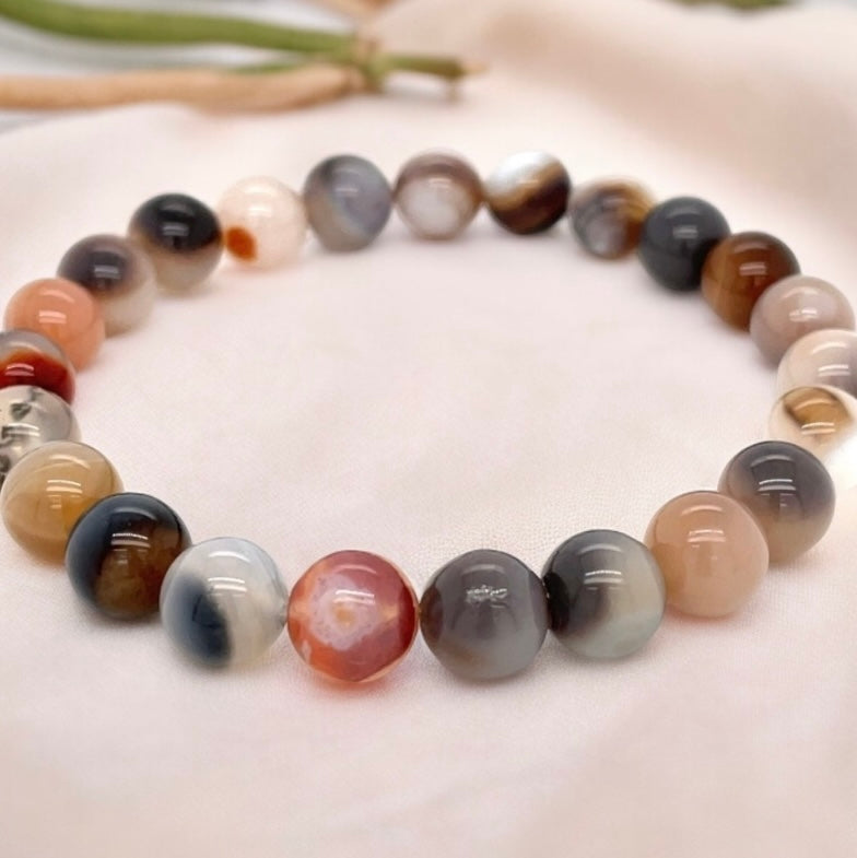 8mm Natural Botswana Agate Stretch Bracelet - Sparks and Gem