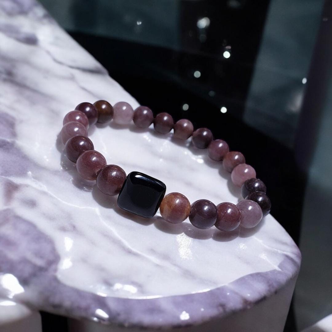 Purple Aventurine and Square Onyx Gemstone Stretch Bracelet - Sparks and Gem