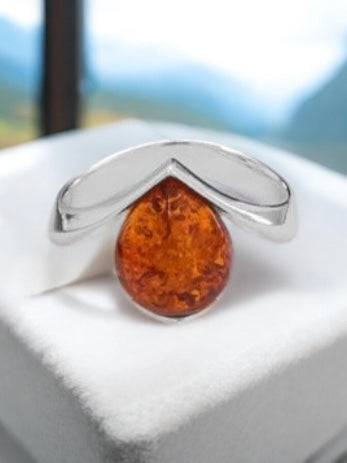 Polished Sterling Silver "V" with Pear Baltic Amber Ring - Sparks and Gem
